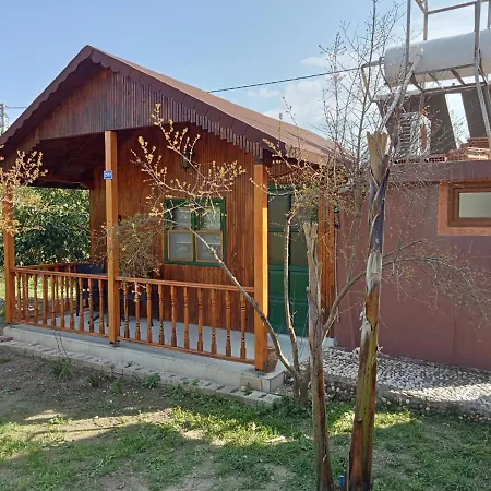 Bungalow With Access To A Large Garden Near Beach